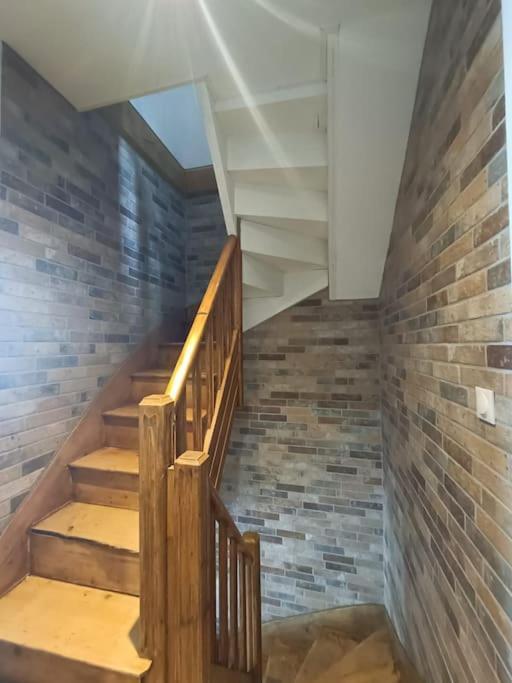 # Le Beffroi# Maison# Murol Bagian luar foto